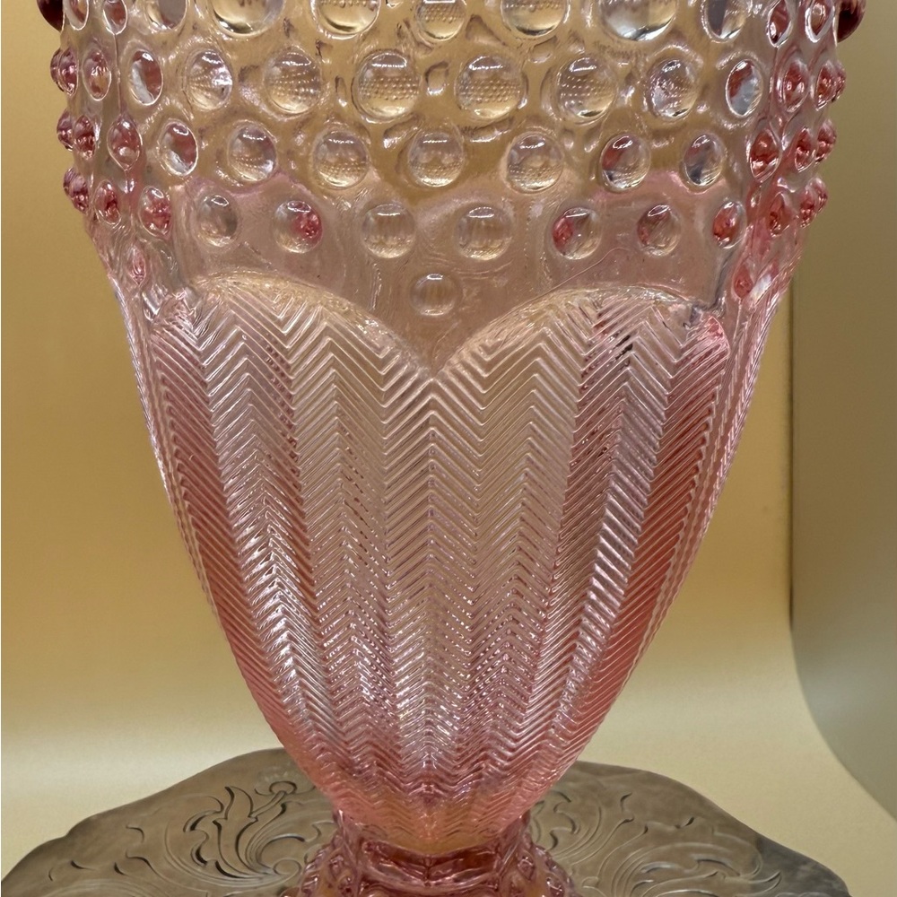 Vintage Pink Glass goblet - Picture 3 of 5